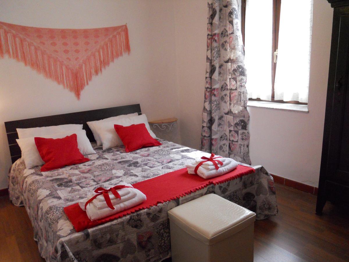 Casa Clotilde Bed & Breakfast Stazzano ภายนอก รูปภาพ