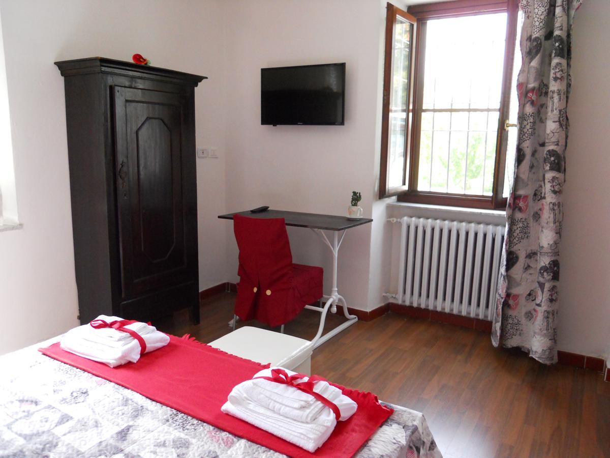 Casa Clotilde Bed & Breakfast Stazzano ภายนอก รูปภาพ