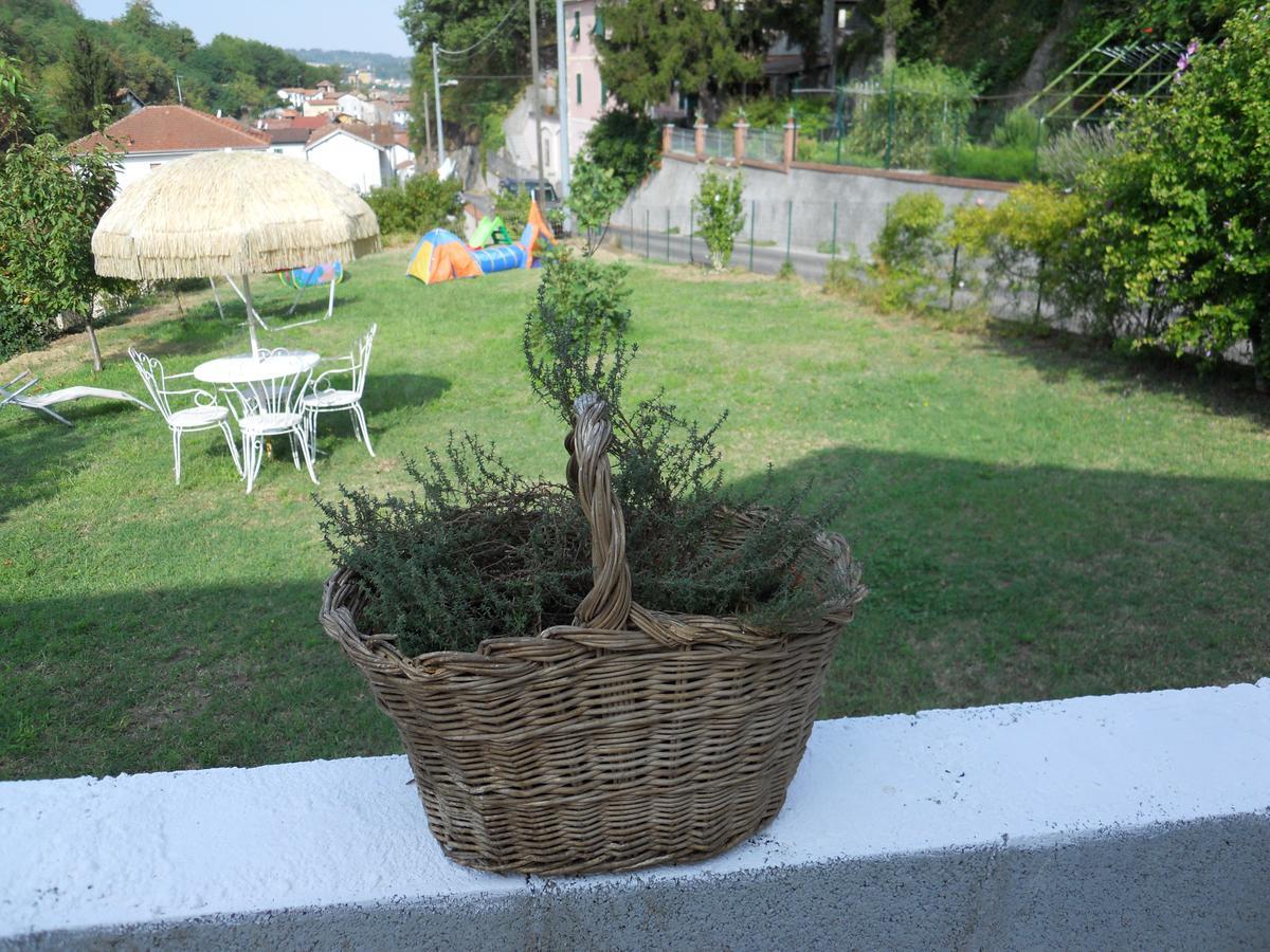 Casa Clotilde Bed & Breakfast Stazzano ภายนอก รูปภาพ