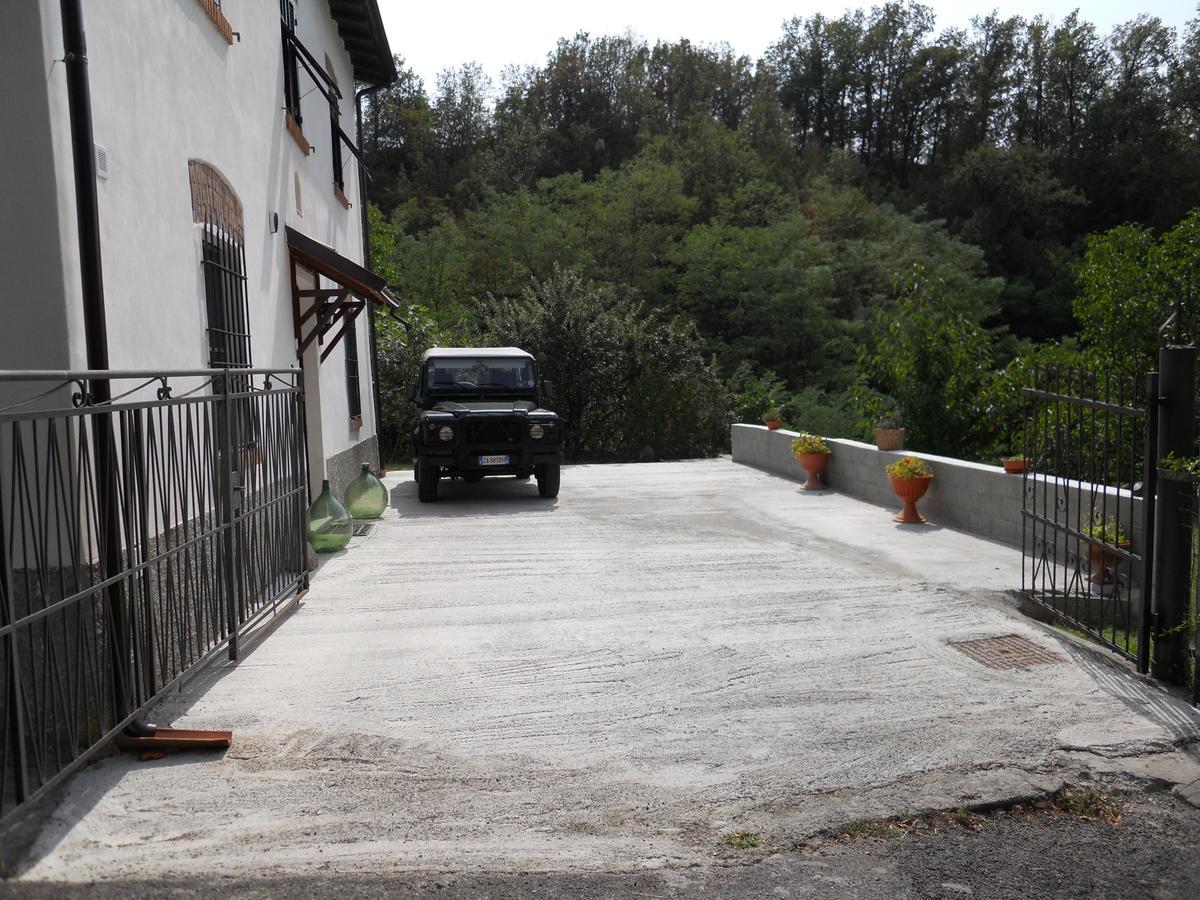 Casa Clotilde Bed & Breakfast Stazzano ภายนอก รูปภาพ